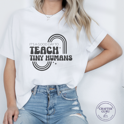 Teach Tiny Humans  – Retro Rainbow Teacher  (unisex Adult Tees)